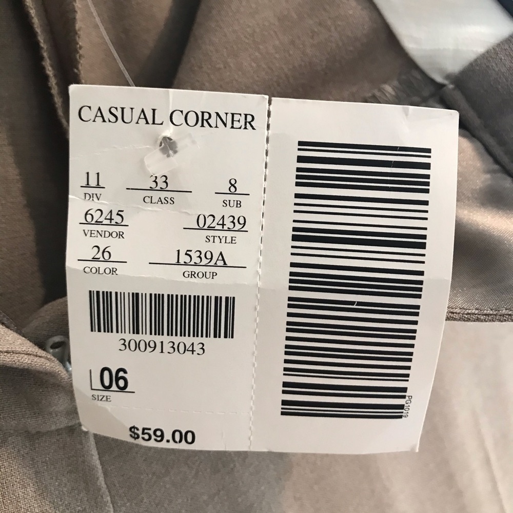 NWT Casual Corner Ladies flat front pants Sz 6 - Picture 9 of 10